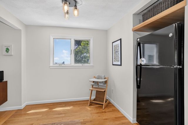 20 Ledgewood Dr, Burlington, MA 01803