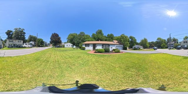 20 Ledgewood Dr, Burlington, MA 01803