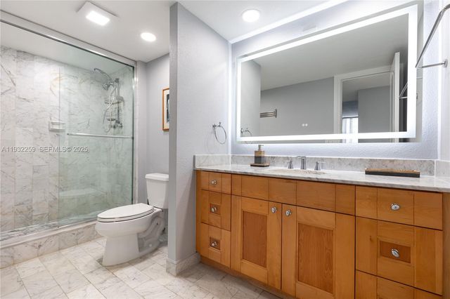 2401 S Ocean Dr 1204, Hollywood, FL 33019