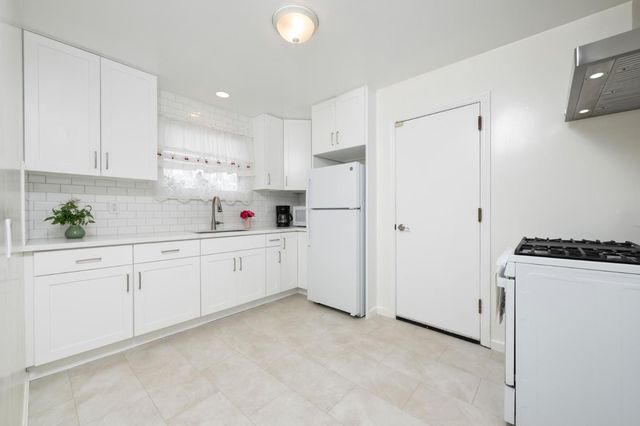 471 E Angus Avenue, San Bruno, CA 94066