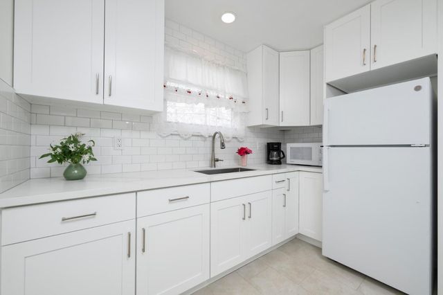 471 E Angus Avenue, San Bruno, CA 94066