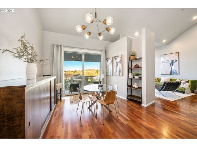 12600 Sw CRESCENT St 408, Beaverton, OR 97005