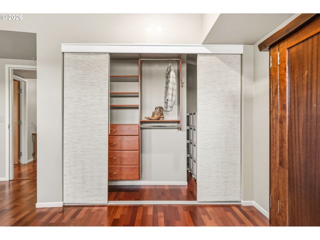 12600 Sw CRESCENT St 408, Beaverton, OR 97005