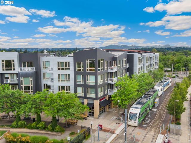 12600 Sw CRESCENT St 408, Beaverton, OR 97005