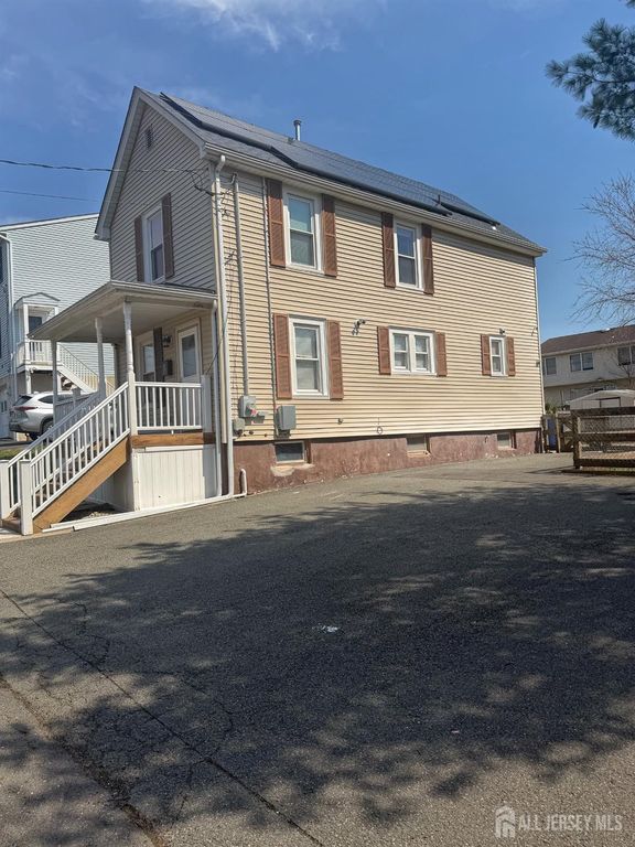 52 Huff Avenue, Manville, NJ 08835