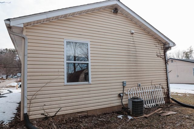 690 N Mulberry Street, Martinsville, IN 46151