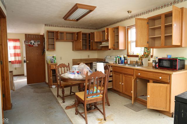 690 N Mulberry Street, Martinsville, IN 46151