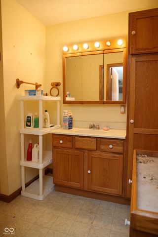 690 N Mulberry Street, Martinsville, IN 46151