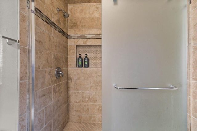 1401 HAYMEADOW COURT, New London, WI 54961