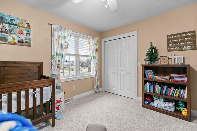 1401 HAYMEADOW COURT, New London, WI 54961