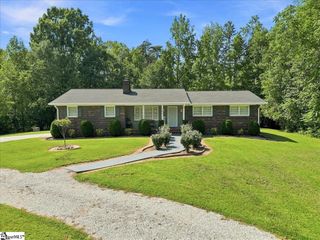 161 Moore Road, Spartanburg, SC 29302