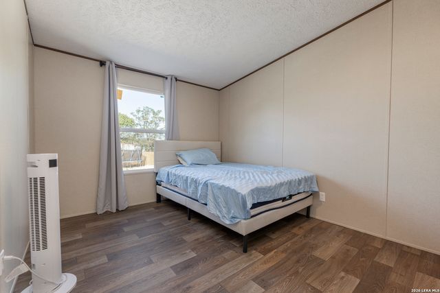 22819 Copper Canyon, Elmendorf, TX 78112