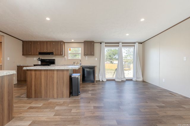 22819 Copper Canyon, Elmendorf, TX 78112