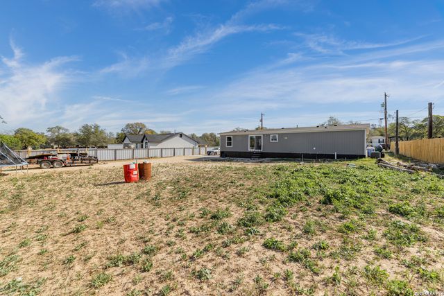 22819 Copper Canyon, Elmendorf, TX 78112