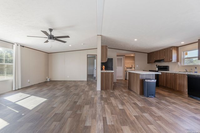 22819 Copper Canyon, Elmendorf, TX 78112