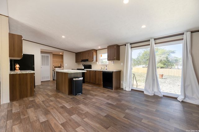 22819 Copper Canyon, Elmendorf, TX 78112