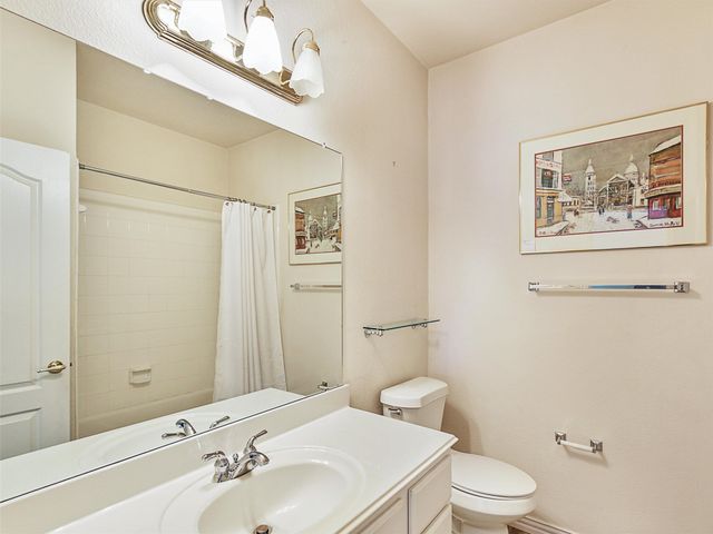 12210 Chapel View Drive, Farmers Branch, TX 75234