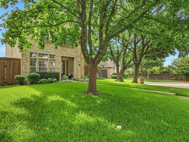 12210 Chapel View Drive, Farmers Branch, TX 75234