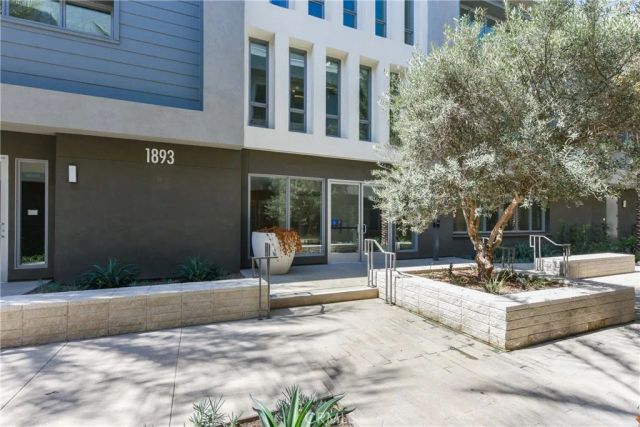 1893 S Union St 120, Anaheim, CA 92805