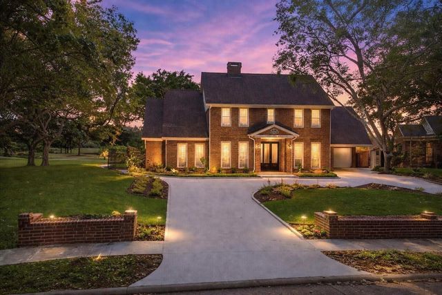 25 The Oval Street, Sugar Land, TX 77479