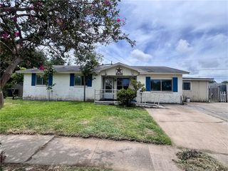 6317 Beechwood Dr, Corpus Christi, TX 78412