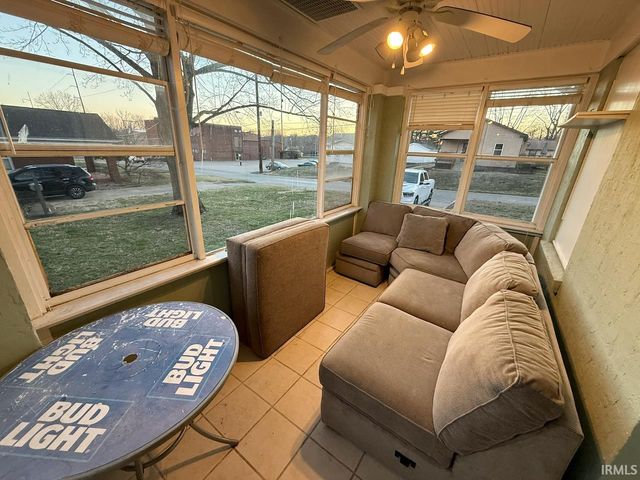 1500 S Red Bank Road, Evansville, IN 47712