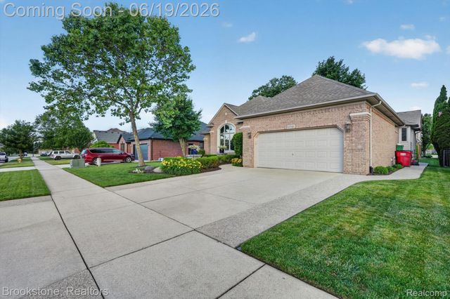 47749 Dennis Baert Drive, Macomb Township, MI 48044