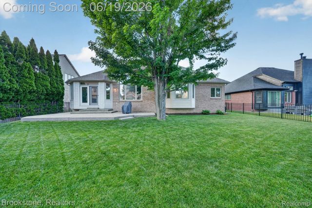 47749 Dennis Baert Drive, Macomb Township, MI 48044