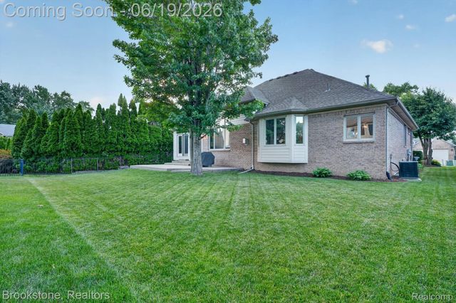 47749 Dennis Baert Drive, Macomb Township, MI 48044