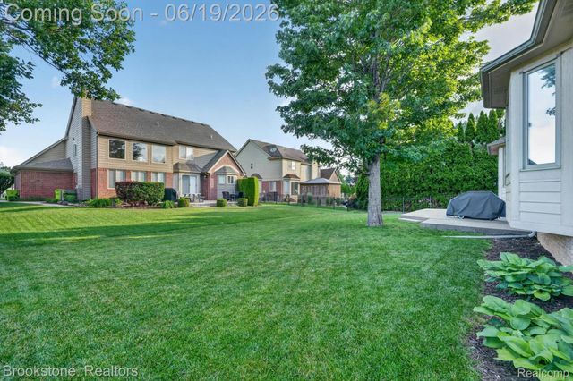 47749 Dennis Baert Drive, Macomb Township, MI 48044