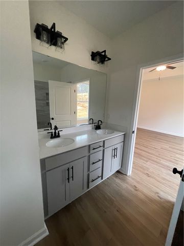 22 Halsey Street, Central, SC 29630