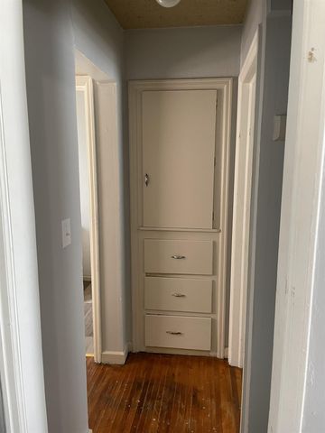 1703 S Glenn, Wichita, KS 67213