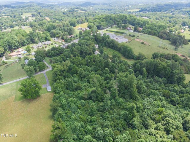 283 Old Milligan Highway, Johnson City, TN 37601