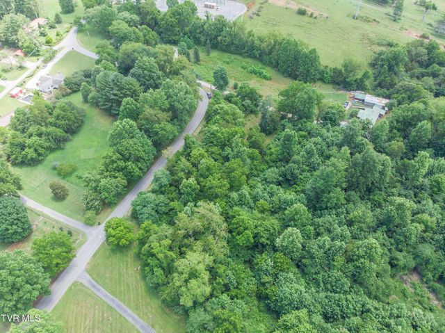 283 Old Milligan Highway, Johnson City, TN 37601