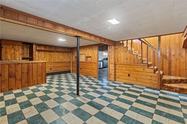 53 Fairgreen Drive, West Warwick, RI 02893