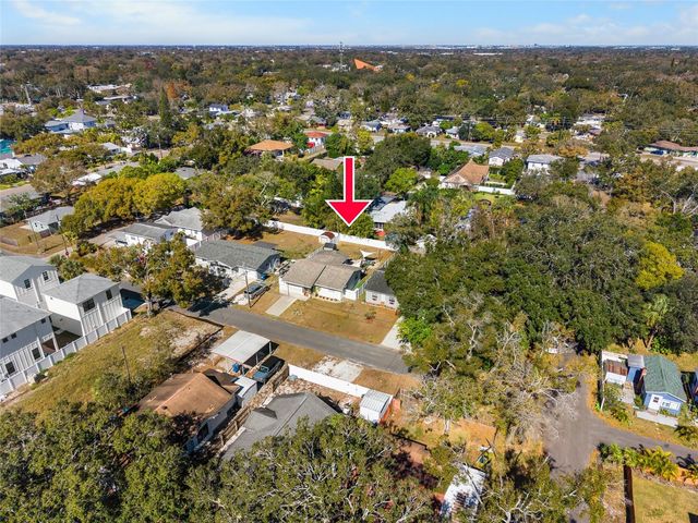 1221 36TH TERRACE N, St Petersburg, FL 33704