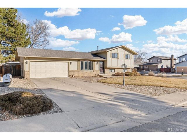 515 Mahonia Pl, Loveland, CO 80538