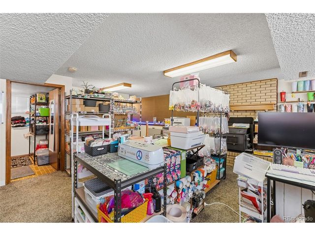 515 Mahonia Pl, Loveland, CO 80538