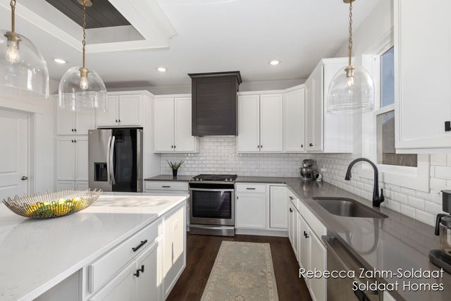 5752 Stonebridge Drive Sw, Georgetown Twp, MI 49418