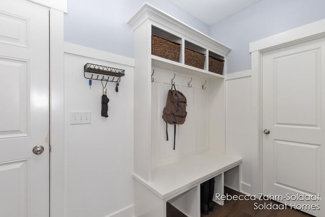 5752 Stonebridge Drive Sw, Georgetown Twp, MI 49418