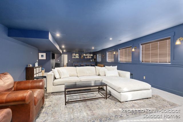 5752 Stonebridge Drive Sw, Georgetown Twp, MI 49418