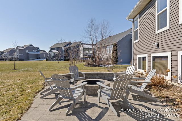 5752 Stonebridge Drive Sw, Georgetown Twp, MI 49418