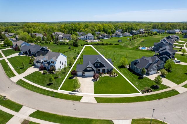 5752 Stonebridge Drive Sw, Georgetown Twp, MI 49418