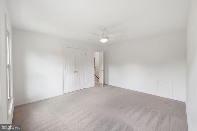 909 WILLOWLEAF WAY, Rockville, MD 20854