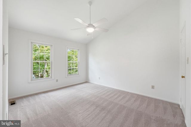 909 WILLOWLEAF WAY, Rockville, MD 20854