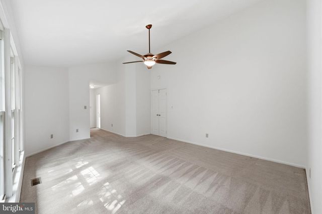909 WILLOWLEAF WAY, Rockville, MD 20854