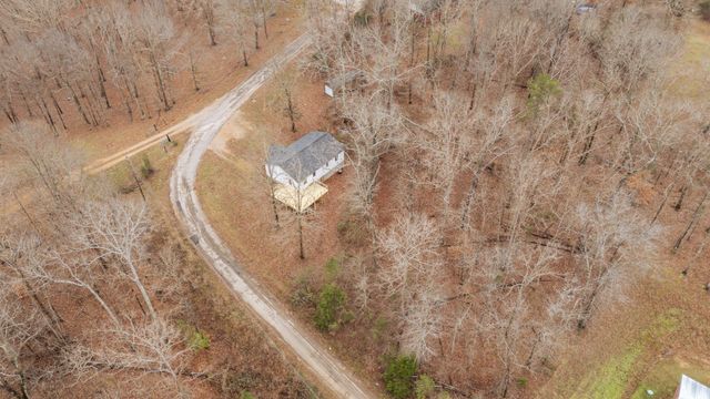 212 JOHNSON ST, Bethel Springs, TN 38315