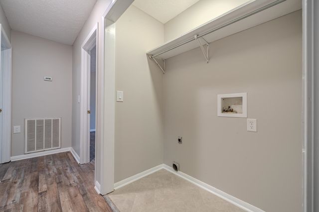 212 JOHNSON ST, Bethel Springs, TN 38315