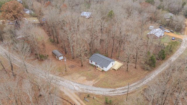 212 JOHNSON ST, Bethel Springs, TN 38315