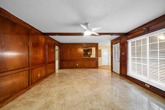 6714 Brittany Park Lane, Houston, TX 77066